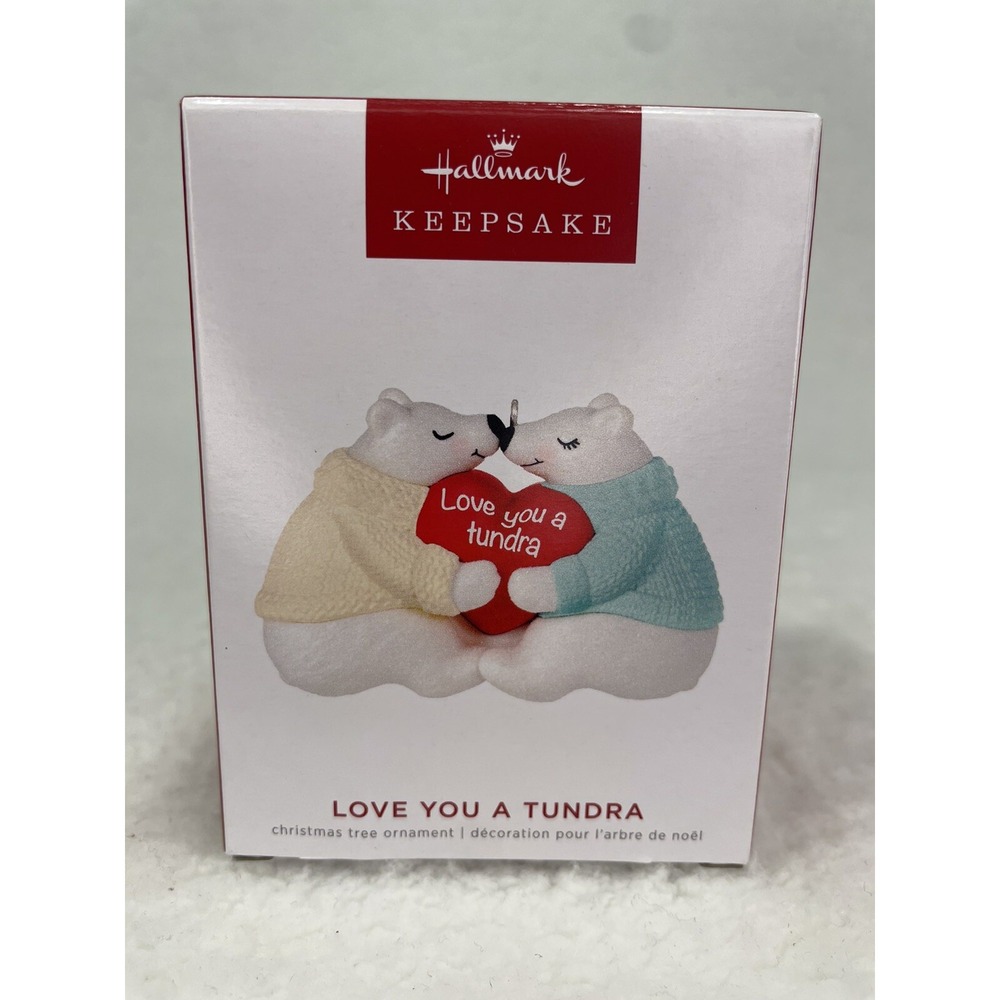 Hallmark Keepsake 2022 Love You A Tundra‎ Ornament